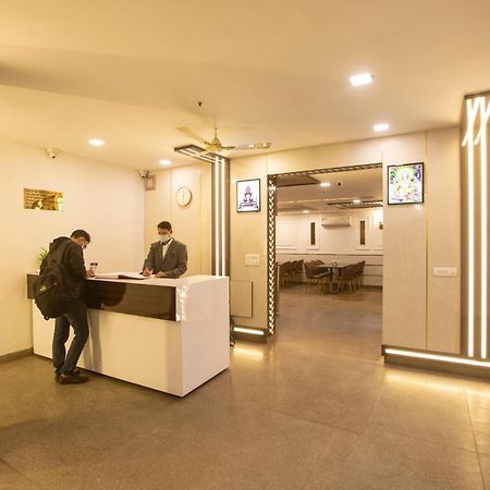Airport Hotel Chanakya Delhi Nova Deli Exterior foto
