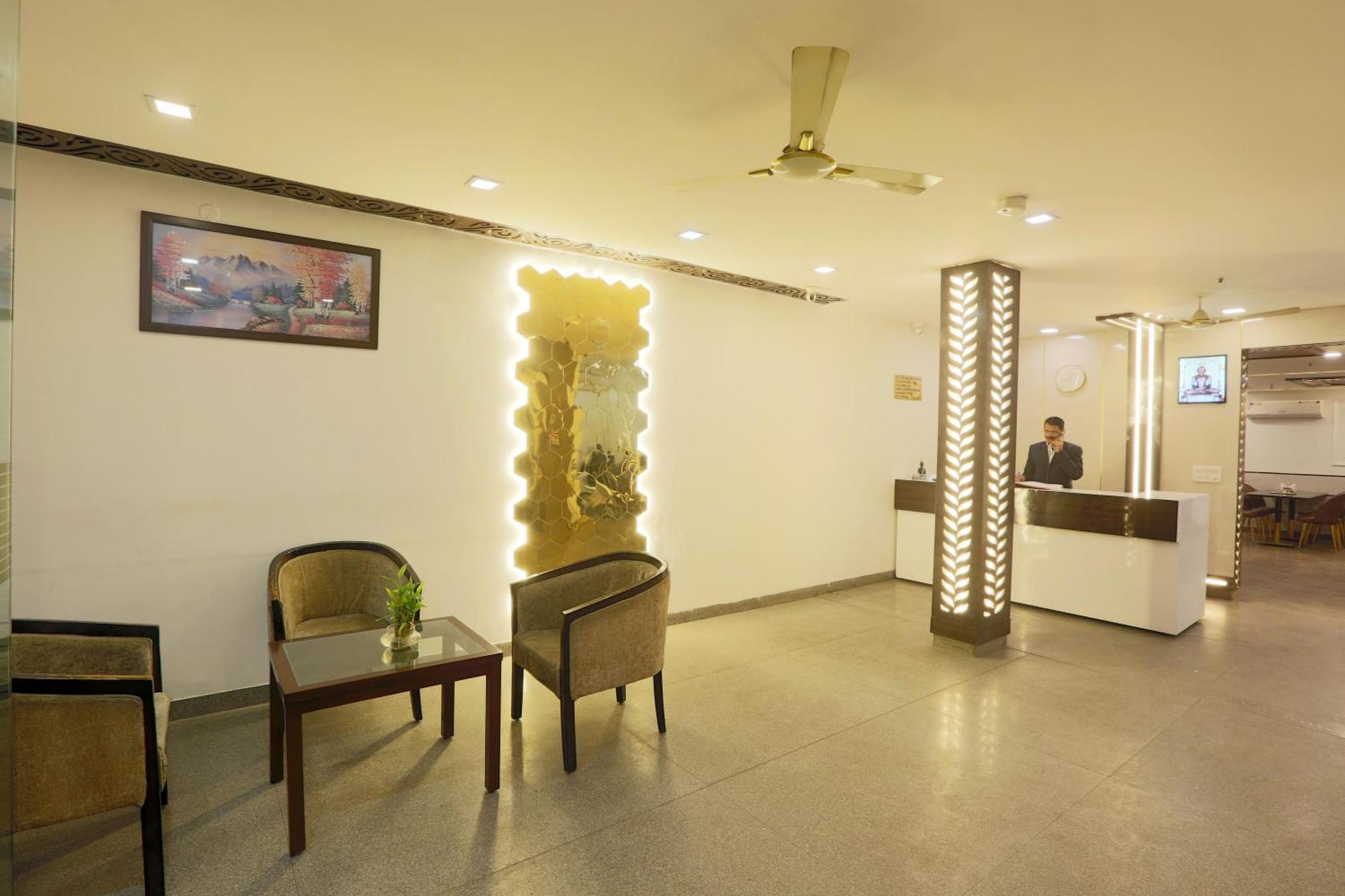 Airport Hotel Chanakya Delhi Nova Deli Exterior foto